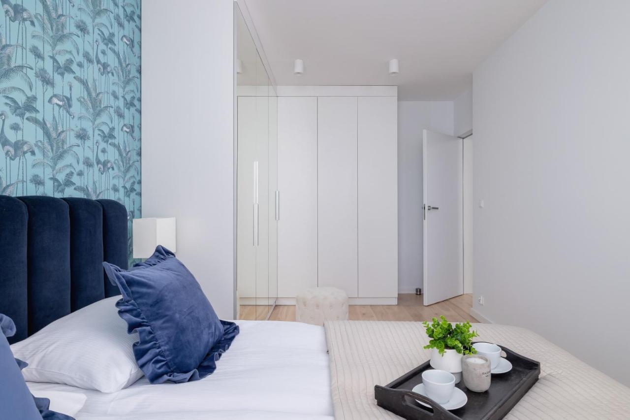 Vetulaniego With Air Conditioning & Parking By Renters Prestige Apartment *